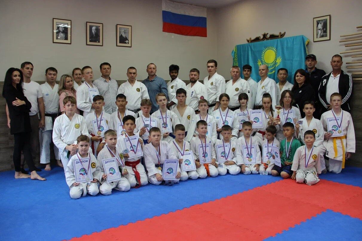 10 июня В клубе «Арсенал» состоялась товарищеская встреча по каратэ годзю-рю Россия-Казахстан